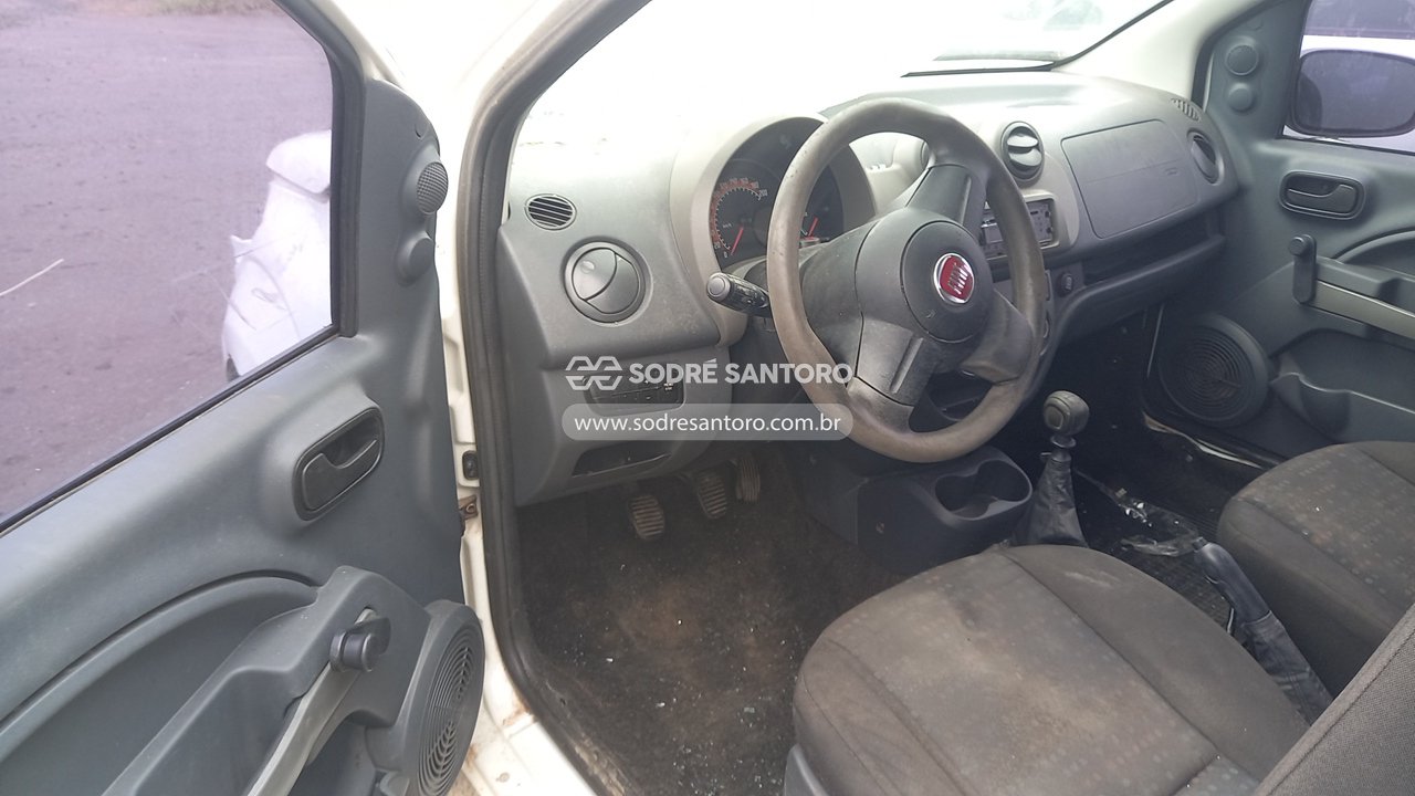 Fiat Uno Vivace 1.0 - 2013/2013 — foto 6 de 13