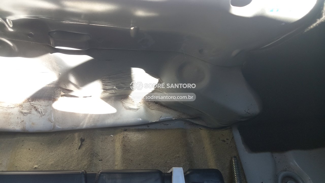 Volkswagen Voyage 1.6 - 2013/2014 — foto 11 de 13