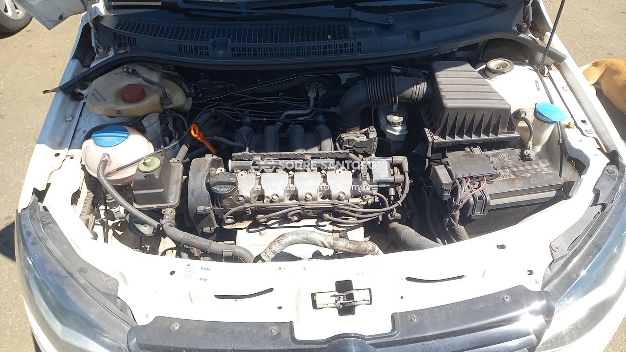 Volkswagen Voyage 1.6 - 2013/2014 — foto 5 de 13