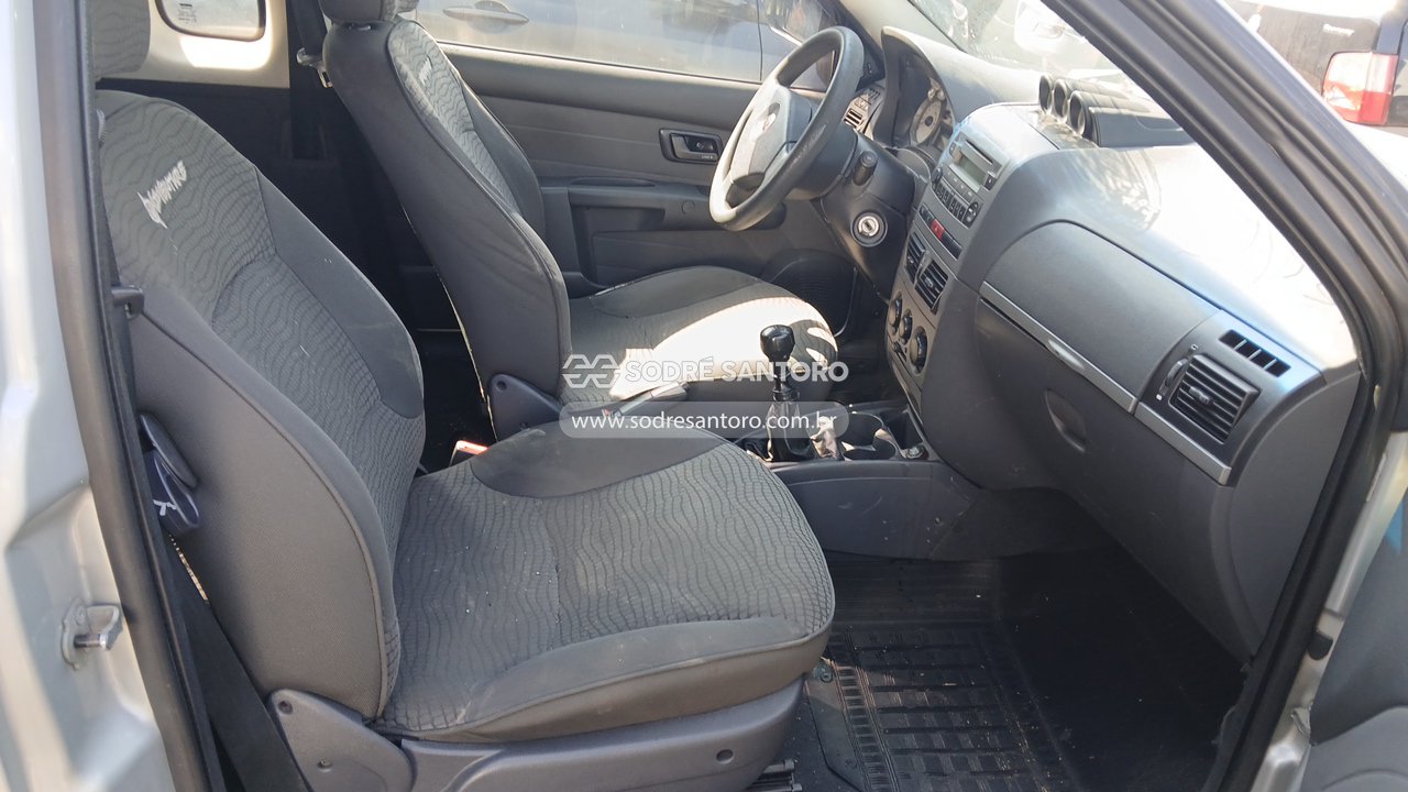 Fiat Strada Advent Flex - 2010/2011 — foto 8 de 9
