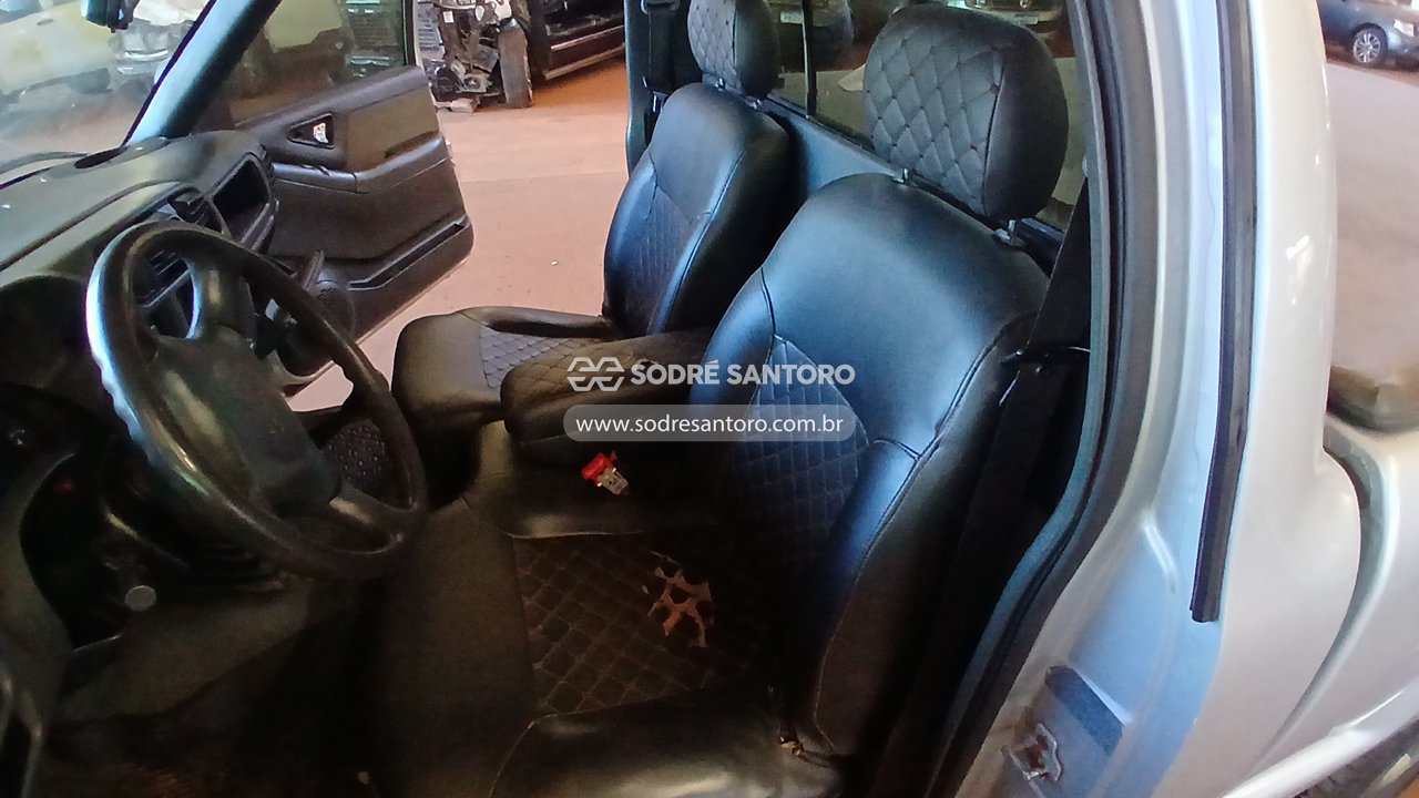 Chevrolet S10 Advantage S - 2010/2010 — foto 7 de 13