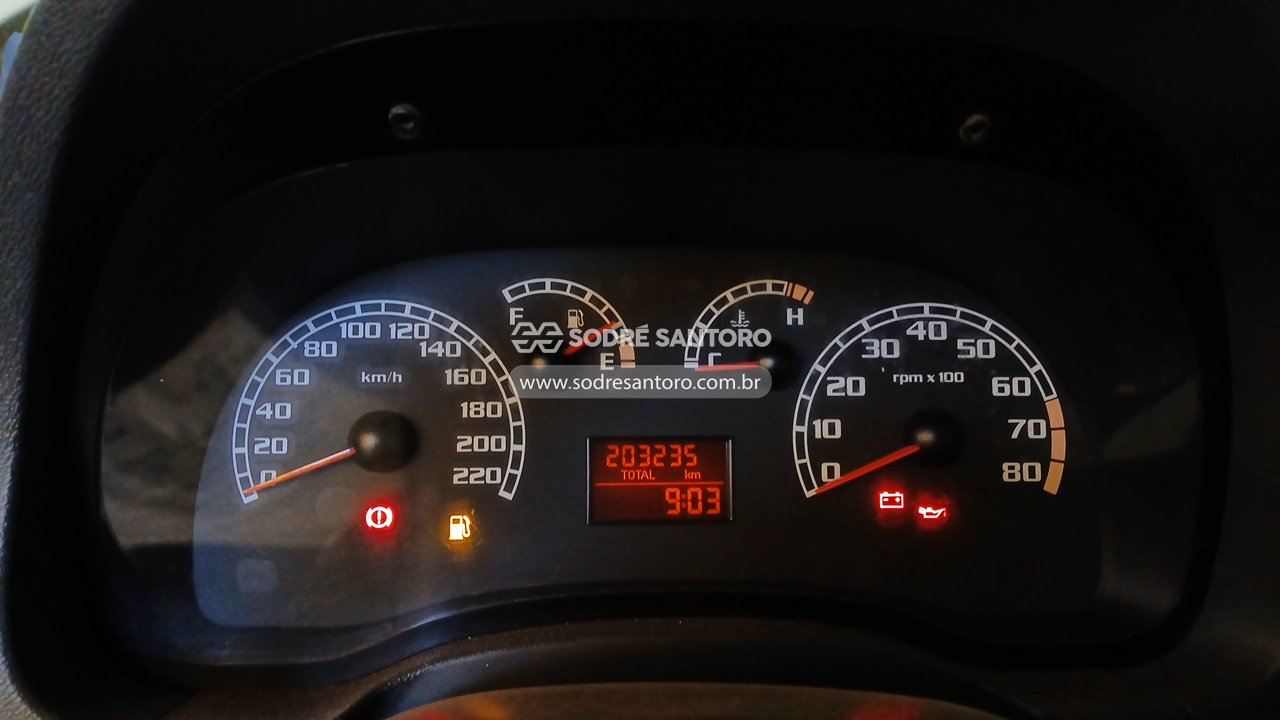 Fiat Palio Elx Flex - 2004/2005 — foto 7 de 13