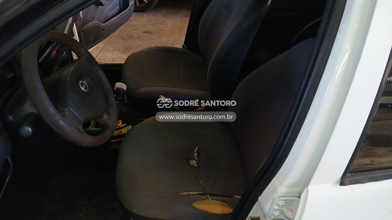 Fiat Palio Elx Flex - 2004/2005 — foto 8 de 13