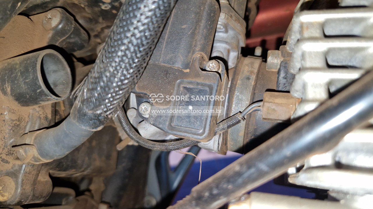 Yamaha Fazer Ys250 - 2011/2012 — foto 6 de 12