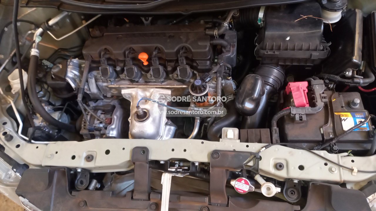 Honda Civic Lxr - 2014/2014 — foto 5 de 13