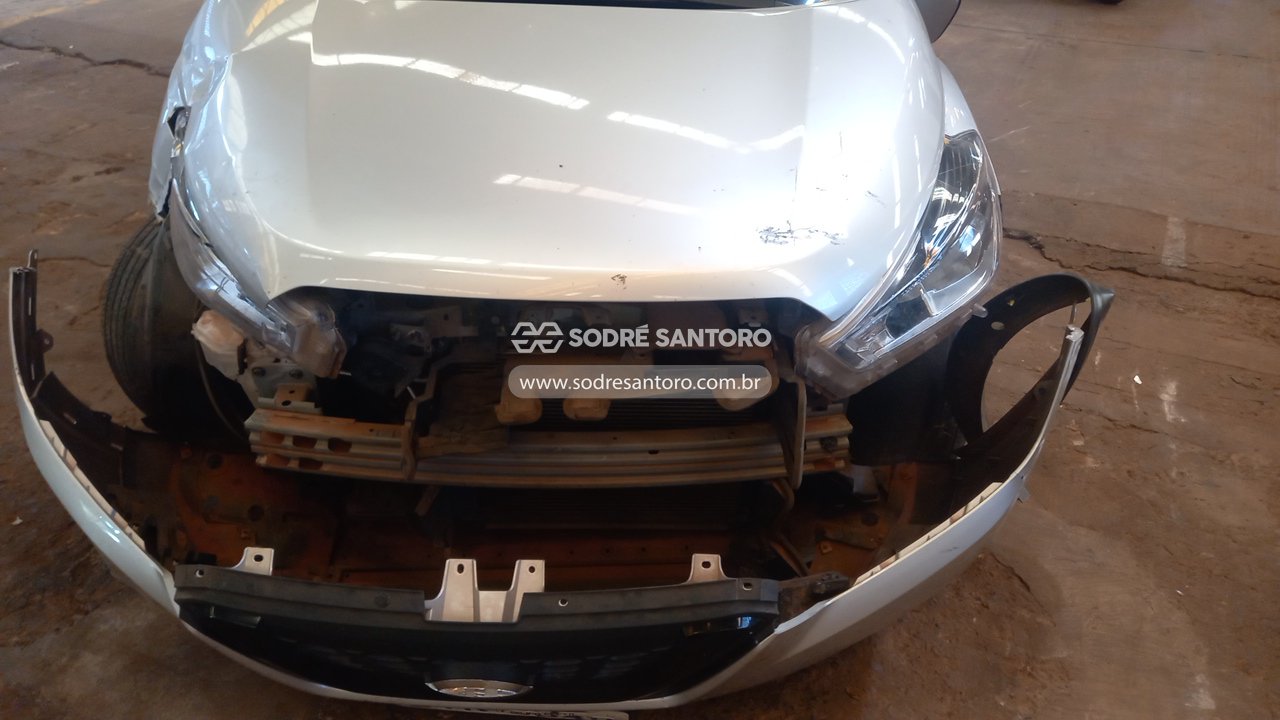 Nissan Kicks S Drct Cvt - 2019/2020 — foto 10 de 13