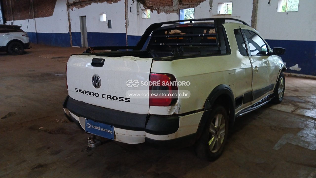 Volkswagen Saveiro 1.6 CE Cross - 2011/2012 — foto 4 de 13