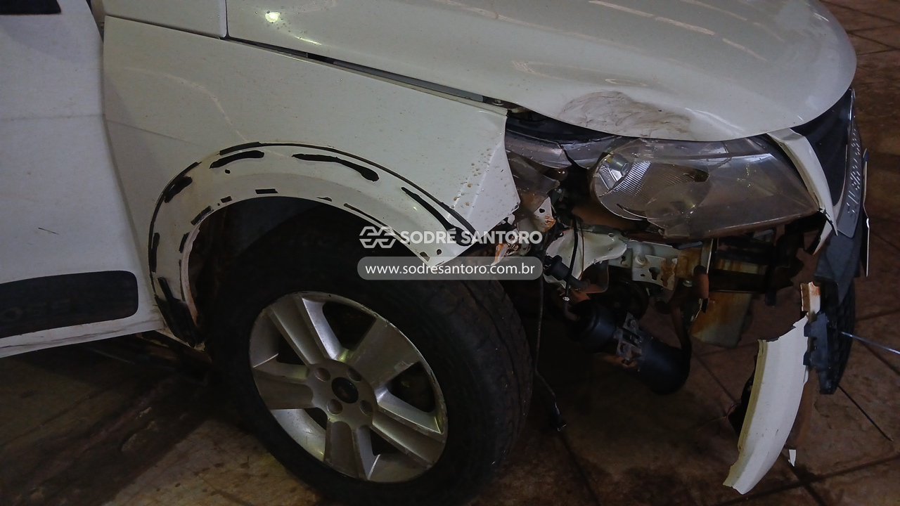 Volkswagen Saveiro 1.6 CE Cross - 2011/2012 — foto 11 de 13