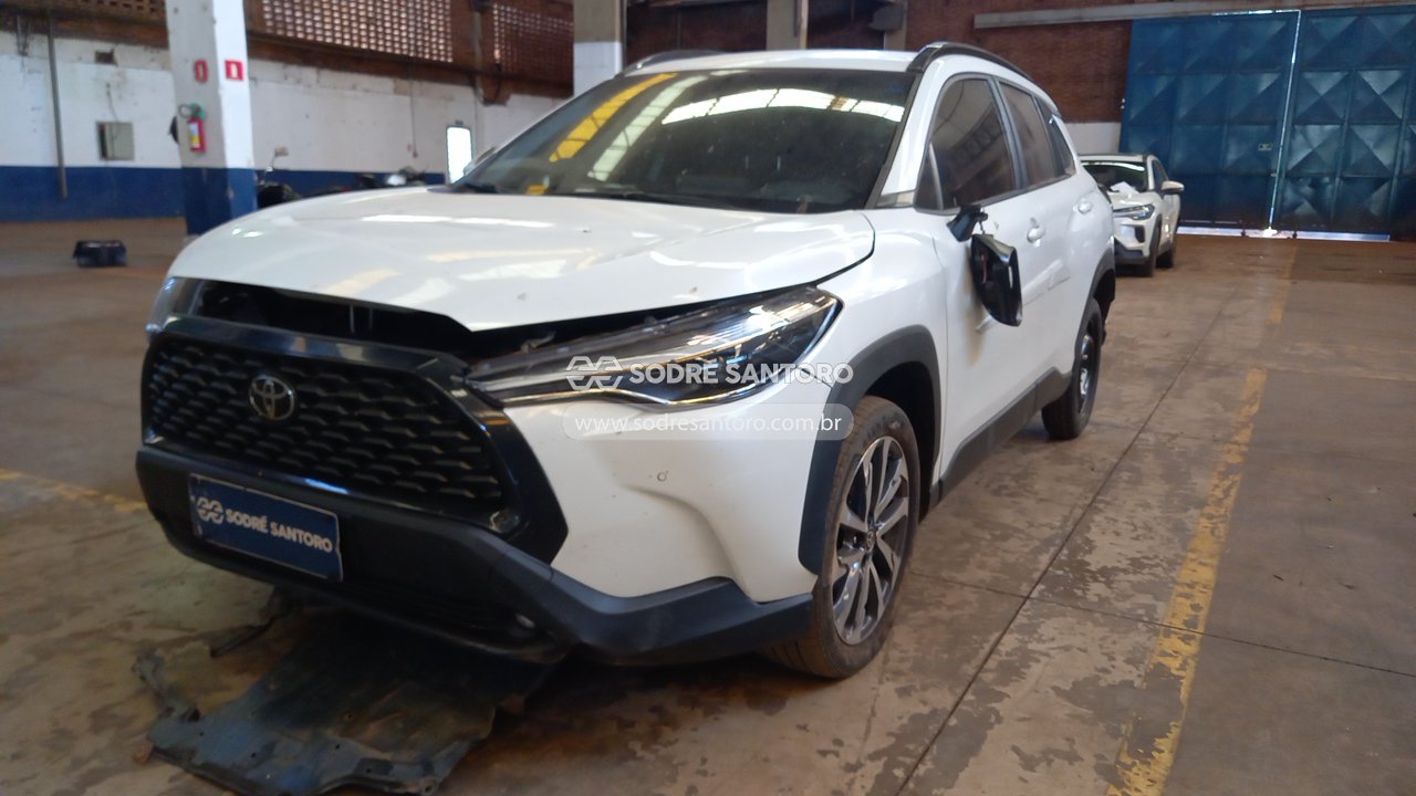 Toyota Corolla Cross Xre 20 - 2023/2024 — foto 3 de 13