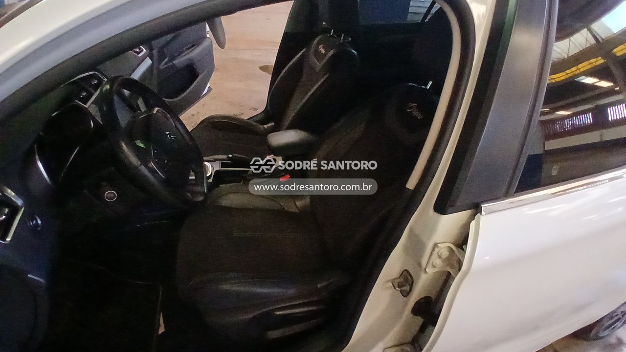 Citroen C4l 100anos - 2019/2020 — foto 8 de 13
