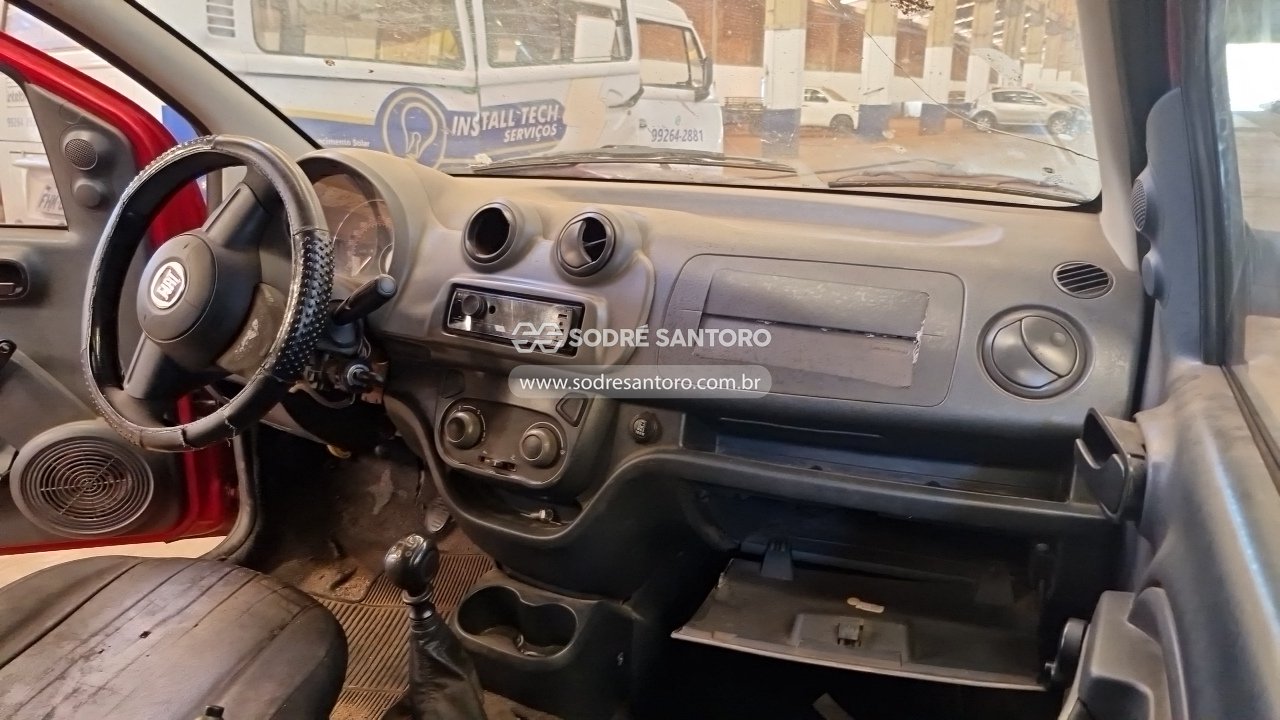 Fiat Uno Vivace 1.0 - 2014/2014 — foto 5 de 13