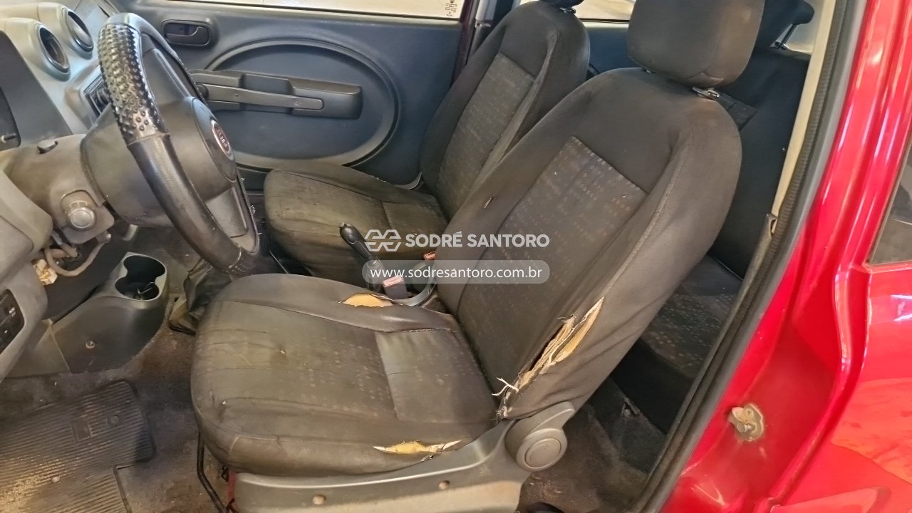 Fiat Uno Vivace 1.0 - 2014/2014 — foto 7 de 13