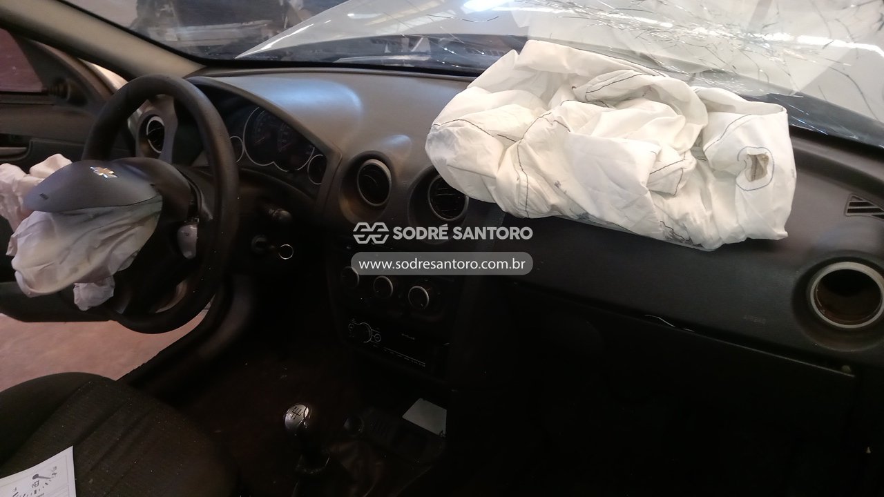 Chevrolet Celta 1.0l LT - 2014/2014 — foto 6 de 13