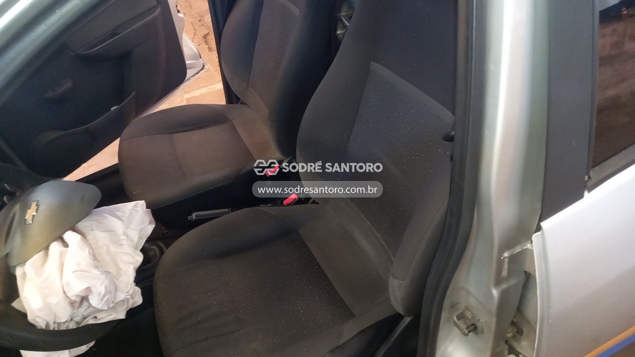 Chevrolet Celta 1.0l LT - 2014/2014 — foto 7 de 13