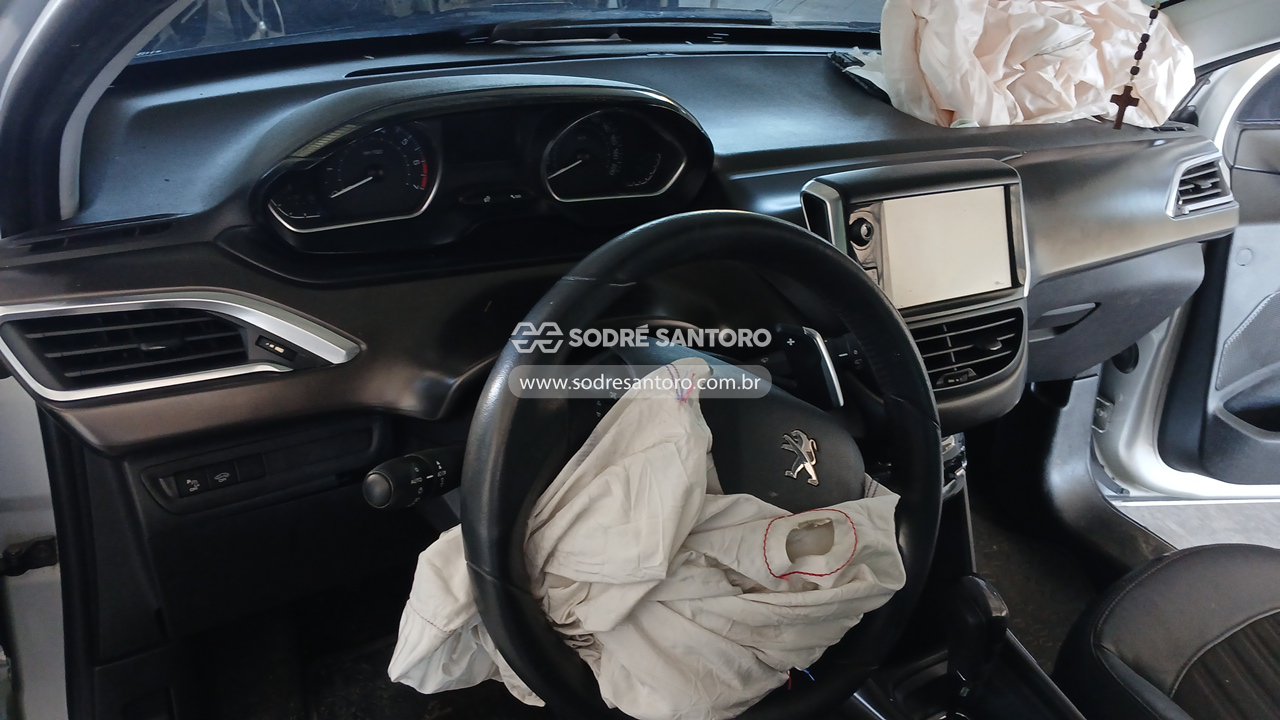 Peugeot 2008 Griffe AT - 2016/2017 — foto 6 de 12
