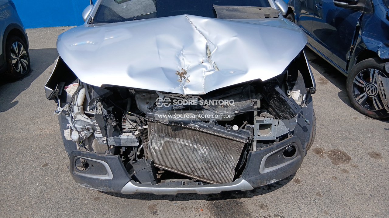 Peugeot 2008 Griffe AT - 2016/2017 — foto 11 de 12