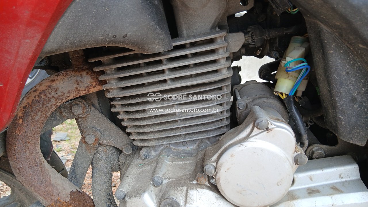 Honda CB 300r - 2013/2014 — foto 6 de 12