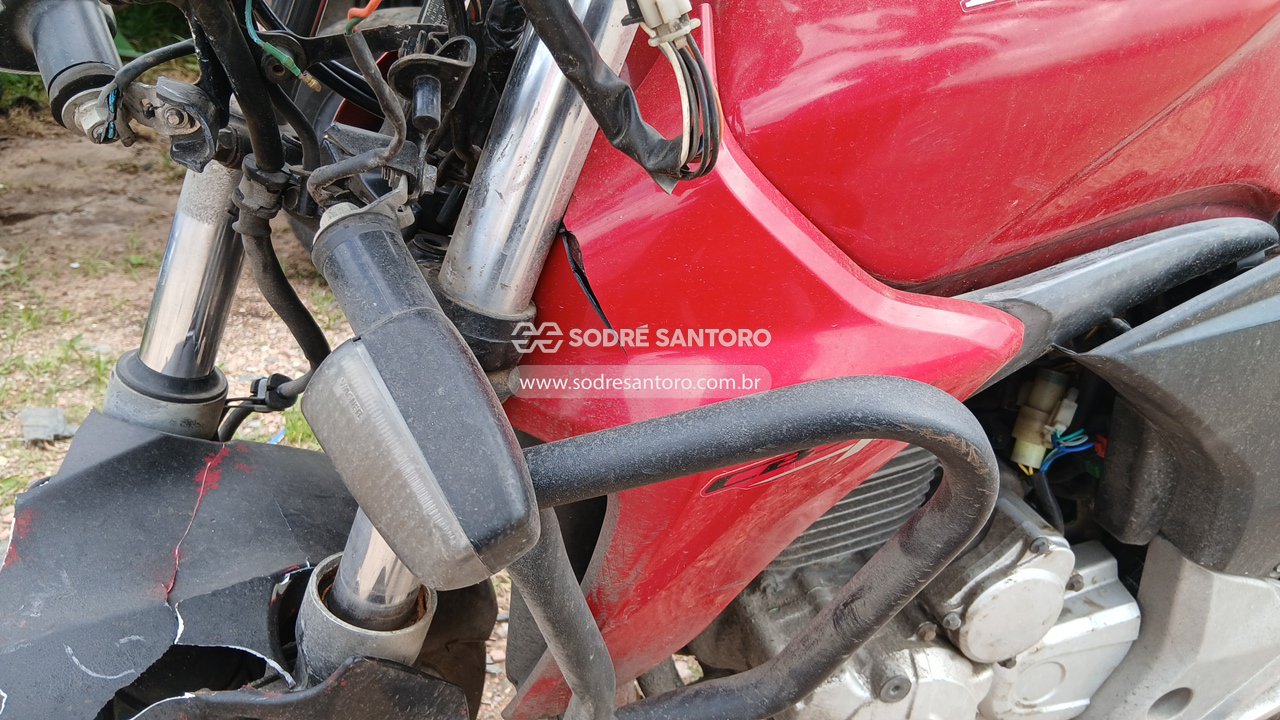 Honda CB 300r - 2013/2014 — foto 12 de 12