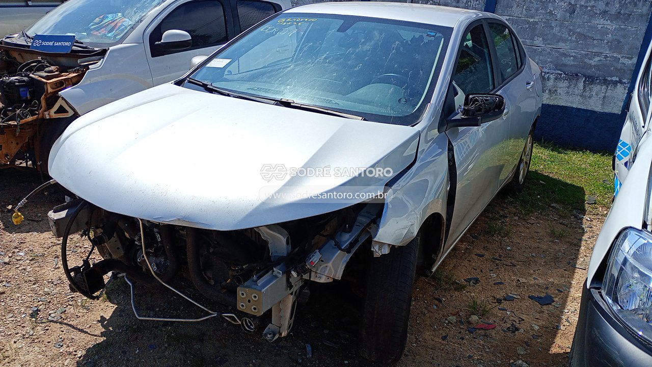 Chevrolet Onix Plus 10tat Ltz - 2021/2022 — foto 3 de 12