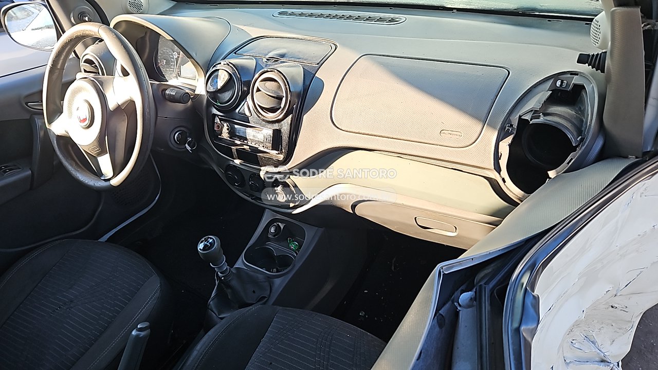 Fiat Palio Attractiv 1.4 - 2012/2013 — foto 7 de 12