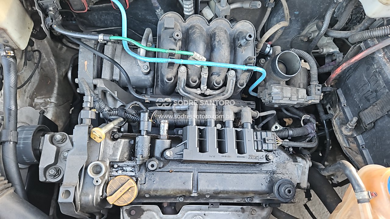 Fiat Palio Attractiv 1.4 - 2012/2013 — foto 10 de 12