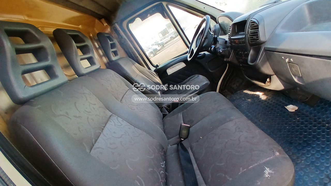 Fiat Ducato Cargo - 2013/2013 — foto 9 de 12