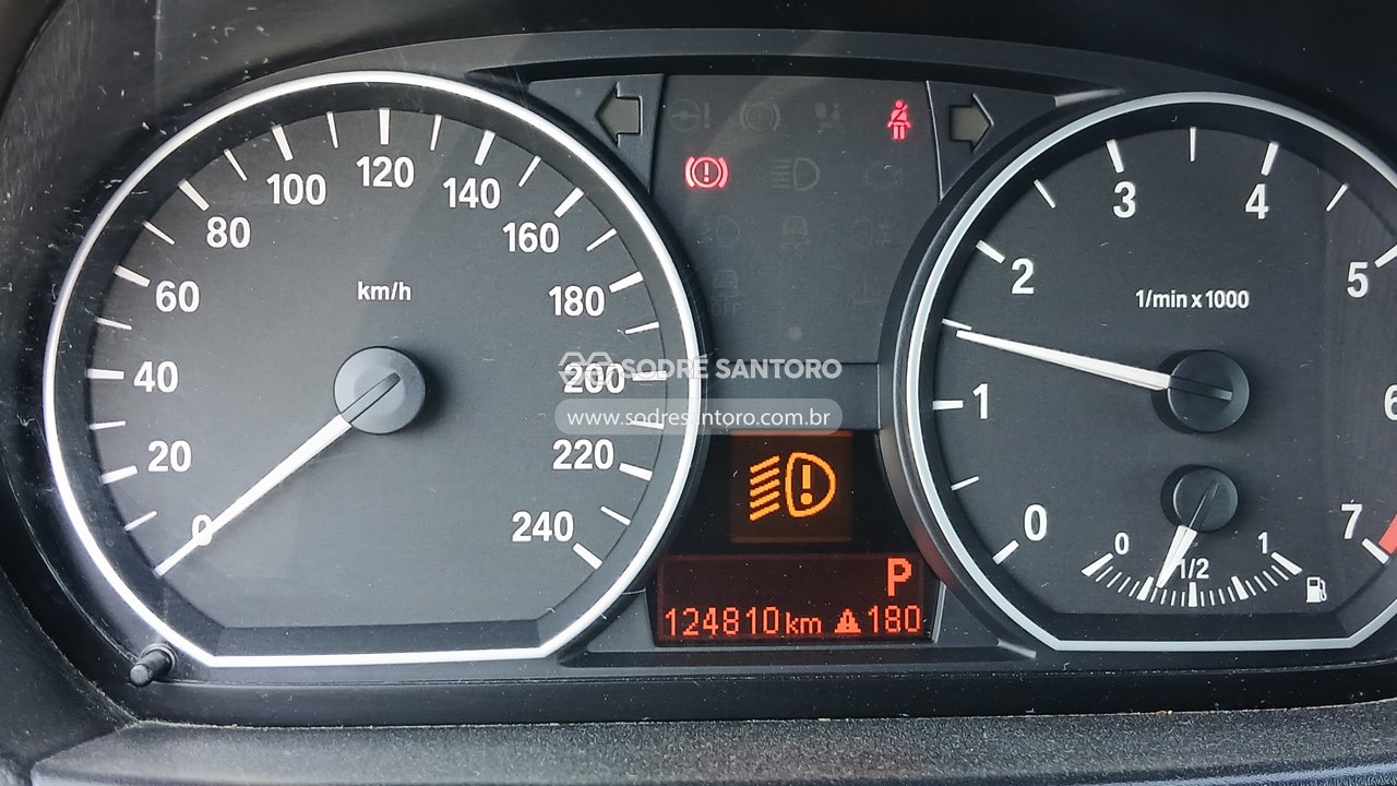 Bmw 118i Ua31 - 2011/2012 — foto 7 de 12