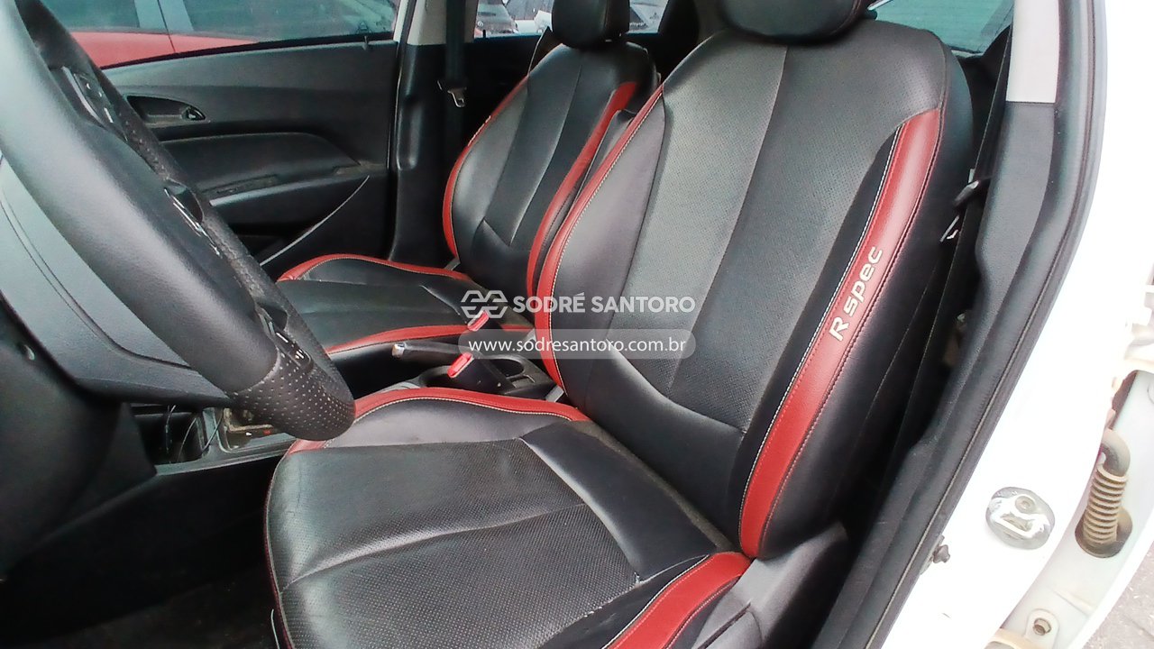 Hyundai Hb20 1.6a 1.6 A - 2016/2016 — foto 9 de 12