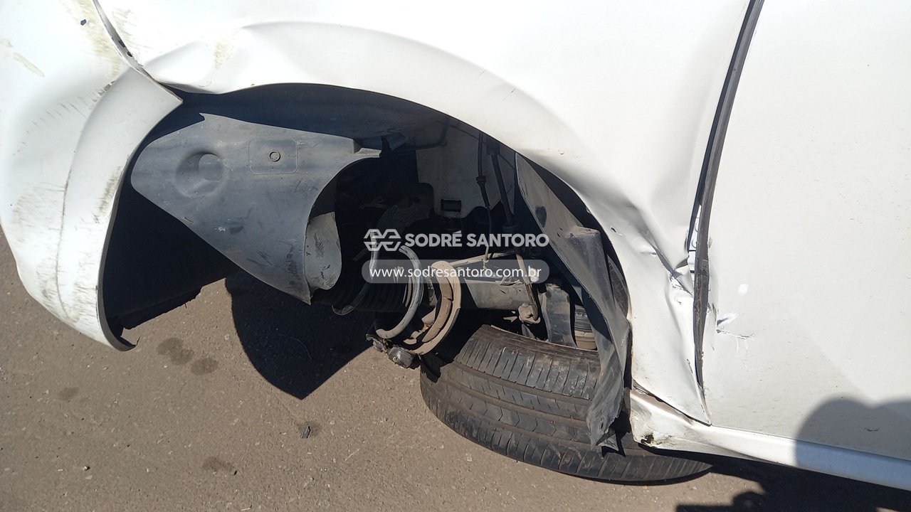 Peugeot 208 Allure AT - 2016/2017 — foto 12 de 12