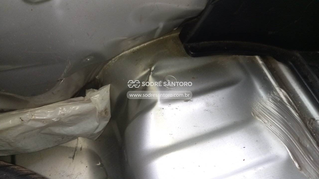 Nissan Livina Xgear 18 - 2013/2014 — foto 10 de 12
