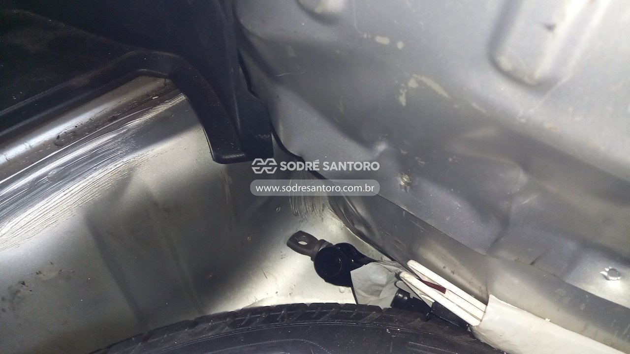 Nissan Livina Xgear 18 - 2013/2014 — foto 11 de 12
