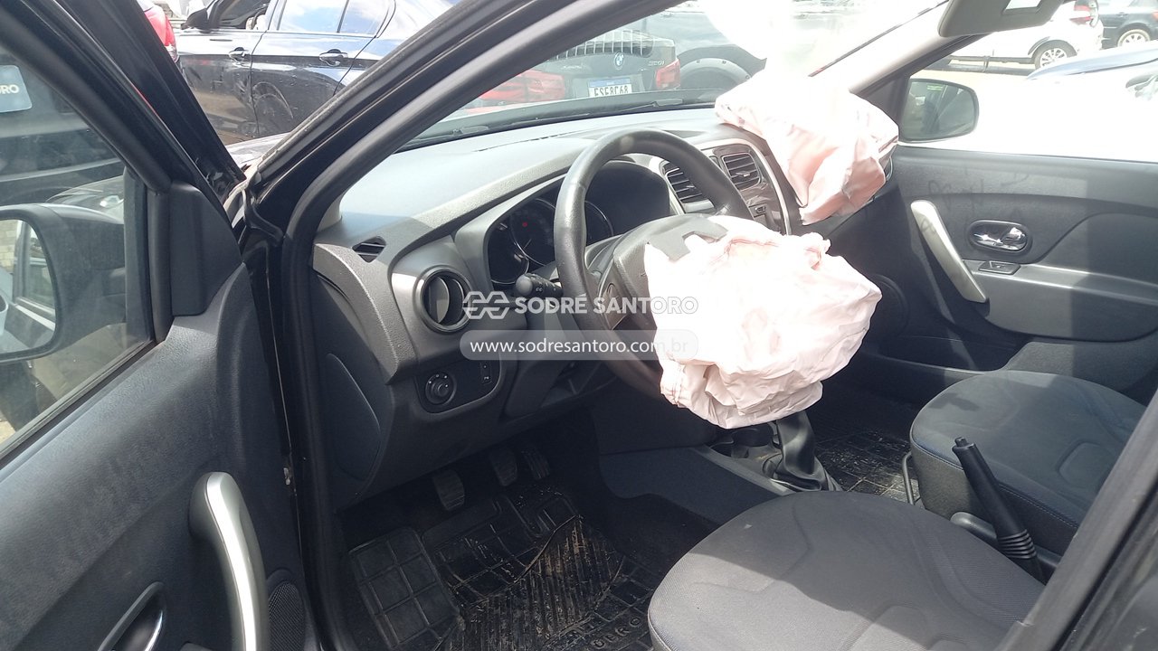 Renault Sandero Dyna 16 - 2016/2017 — foto 6 de 12