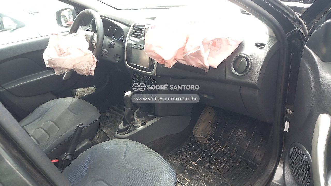 Renault Sandero Dyna 16 - 2016/2017 — foto 8 de 12
