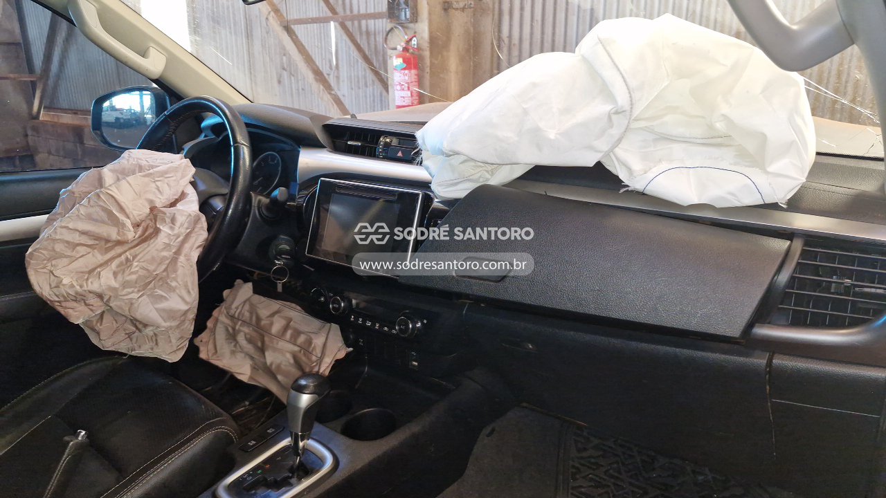 Toyota Hilux Cdsr A4fd - 2019/2019 — foto 6 de 12