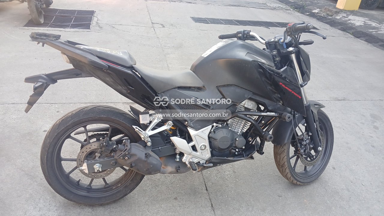 Honda Cb300f Twister Cbs - 2024/2024 — foto 4 de 12