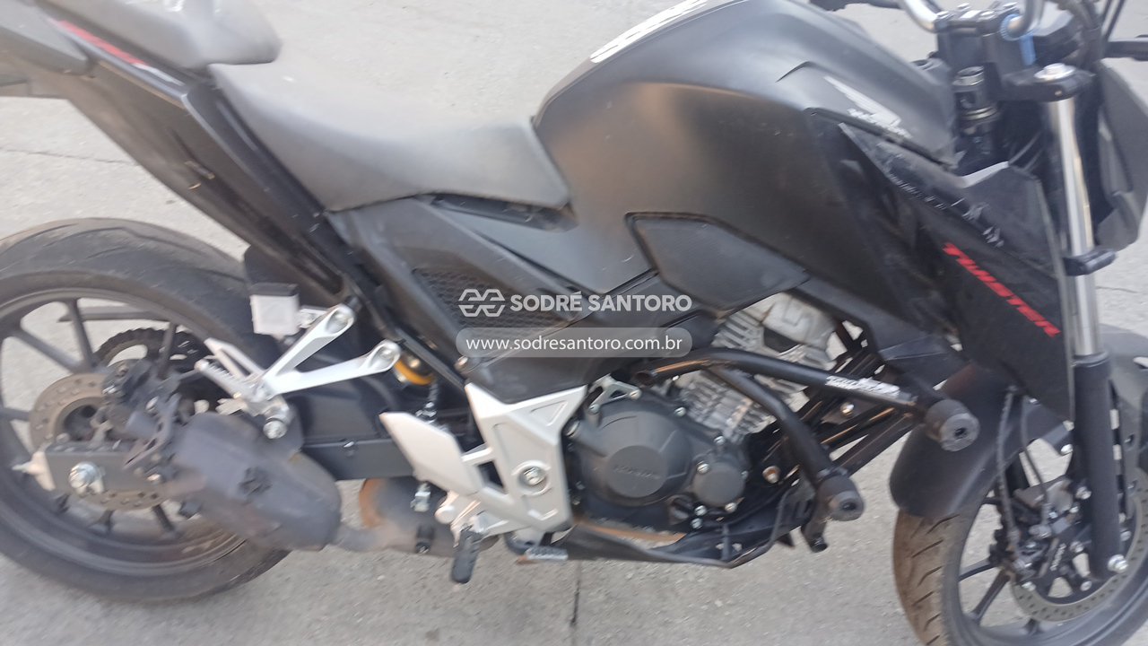 Honda Cb300f Twister Cbs - 2024/2024 — foto 10 de 12