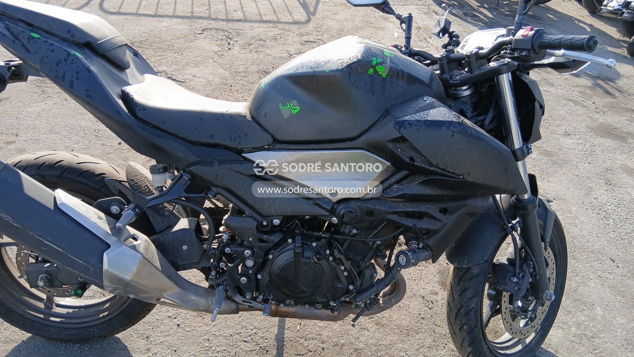 Kawasaki Z500 - 2025/2025 — foto 6 de 9