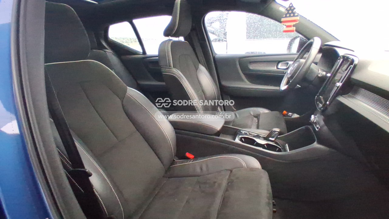 Volvo Xc40 T5h Rdesign - 2020/2021 — foto 9 de 9