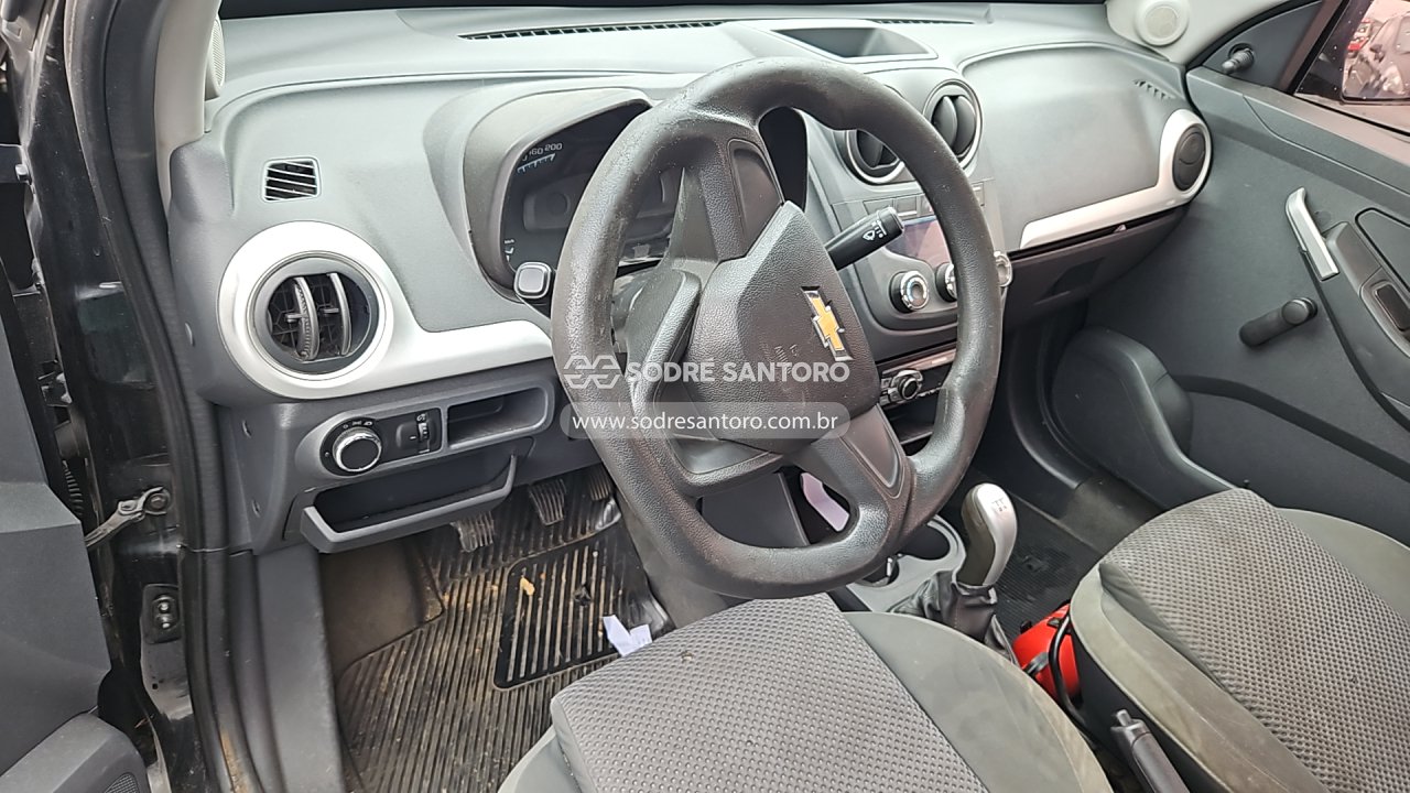Chevrolet Montana LS - 2014/2015 — foto 6 de 12