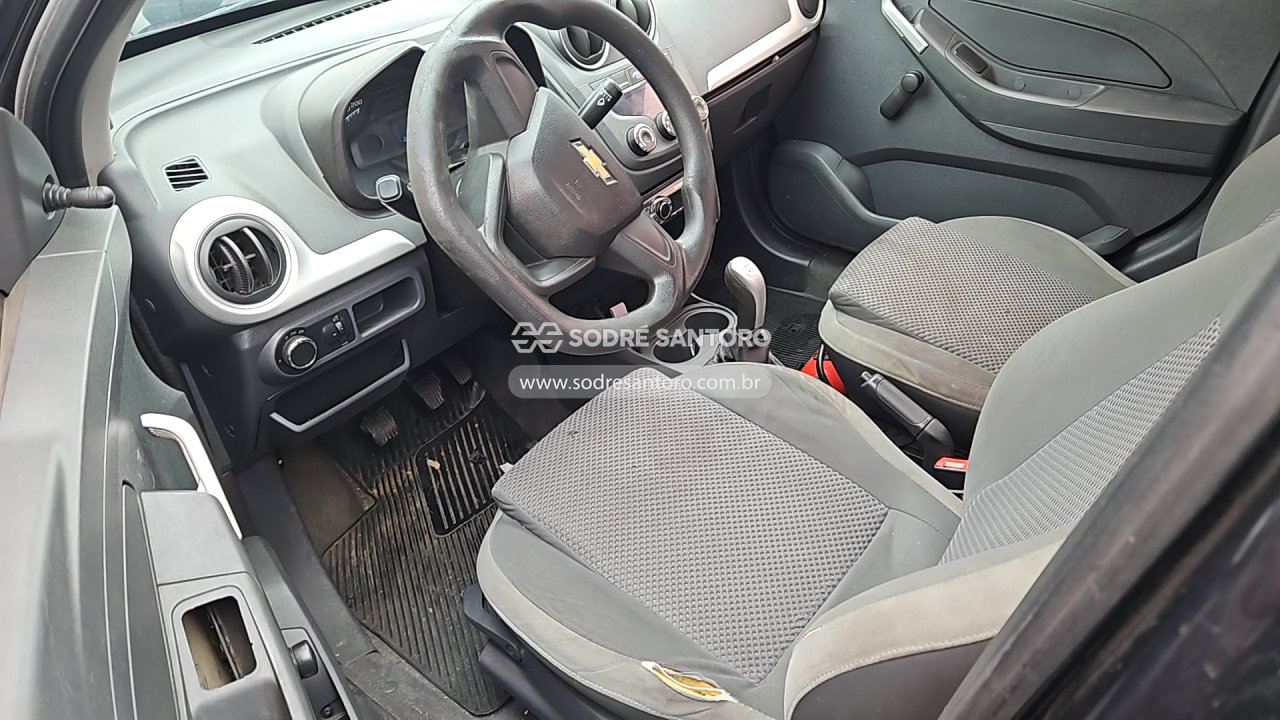 Chevrolet Montana LS - 2014/2015 — foto 11 de 12