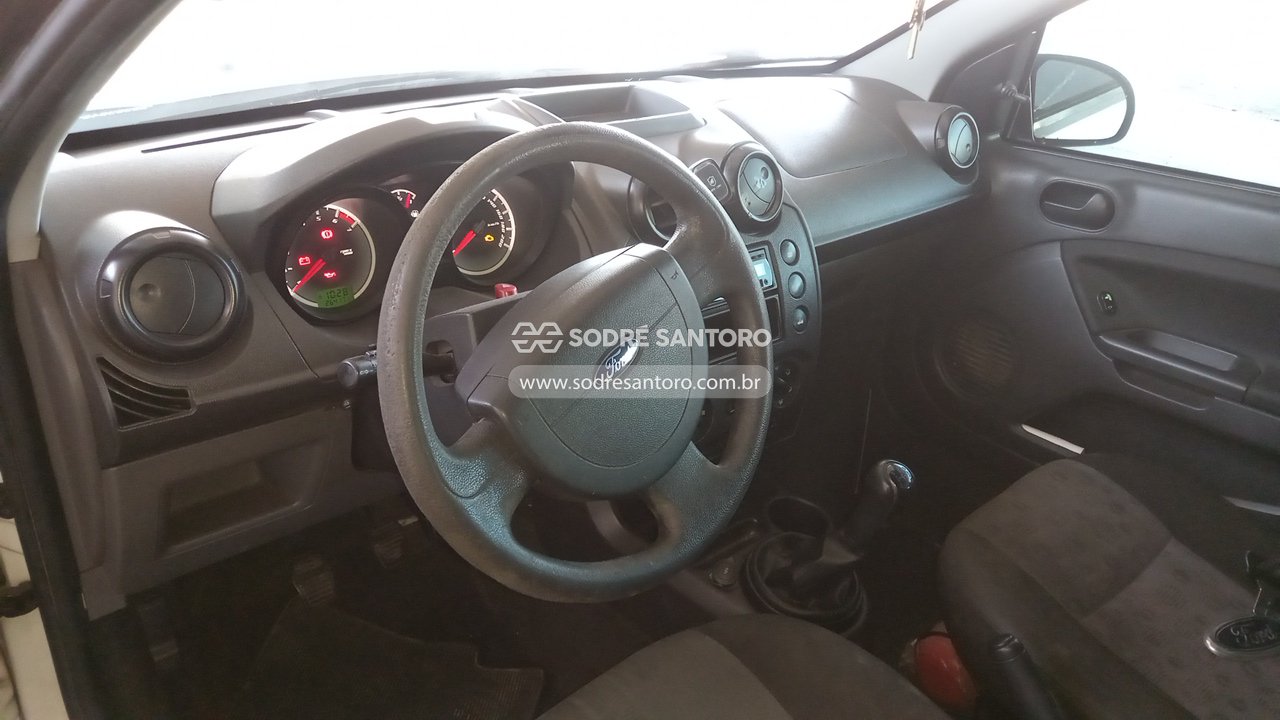 Ford Fiesta Flex - 2012/2013 — foto 6 de 12