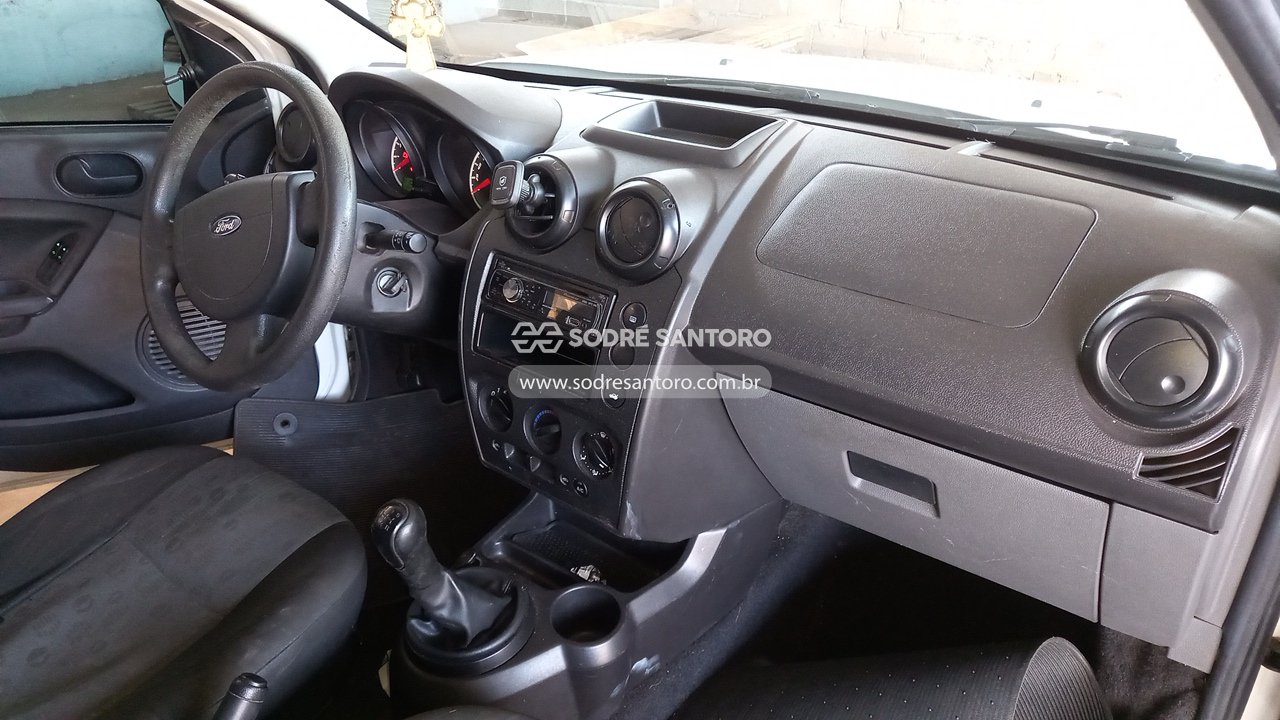 Ford Fiesta Flex - 2012/2013 — foto 8 de 12