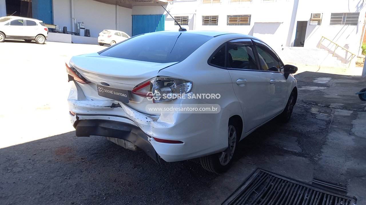 Ford Fiesta SD 1.6lse - 2013/2014 — foto 4 de 12