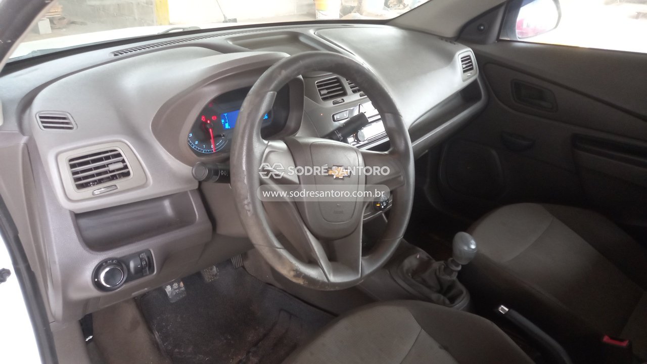 Chevrolet Cobalt 1.4 LS - 2013/2013 — foto 6 de 12