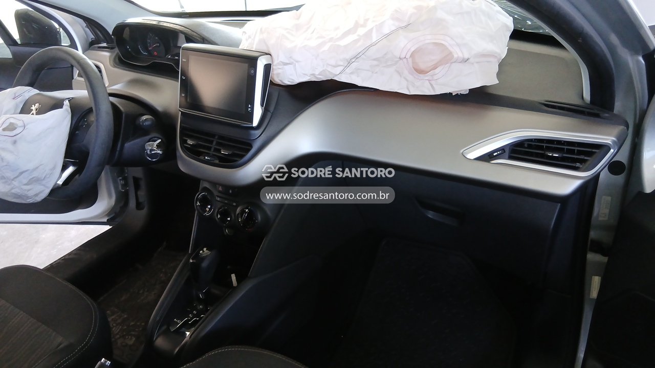 Peugeot 2008 Allure Eat6 - 2020/2020 — foto 8 de 12
