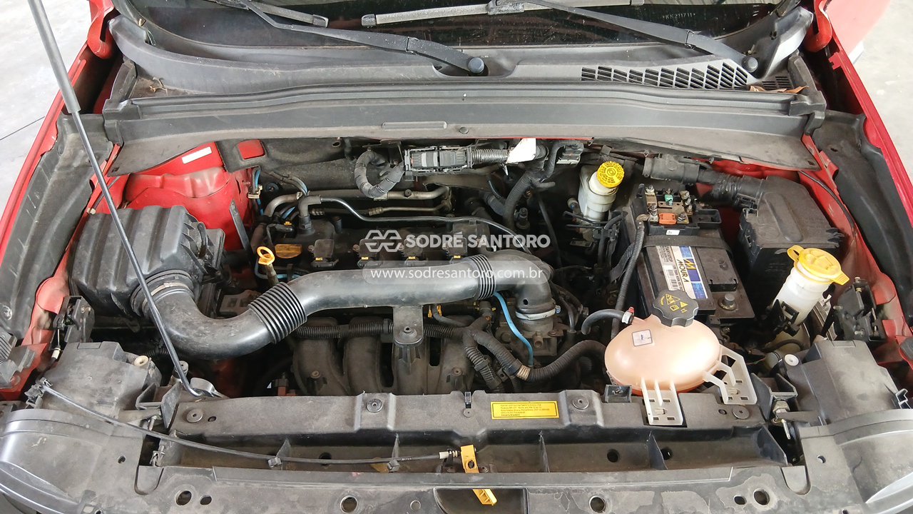 Jeep Renegade Sport AT - 2018/2019 — foto 5 de 12