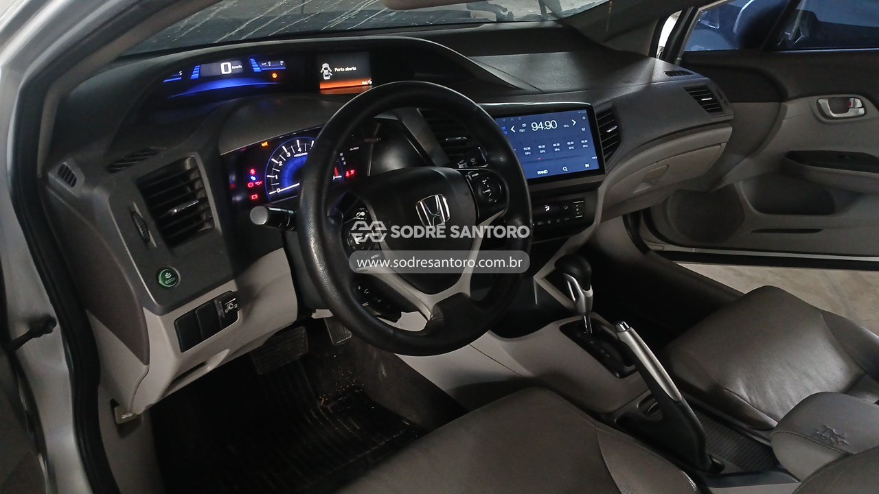 Honda Civic Lxr - 2014/2014 — foto 6 de 12
