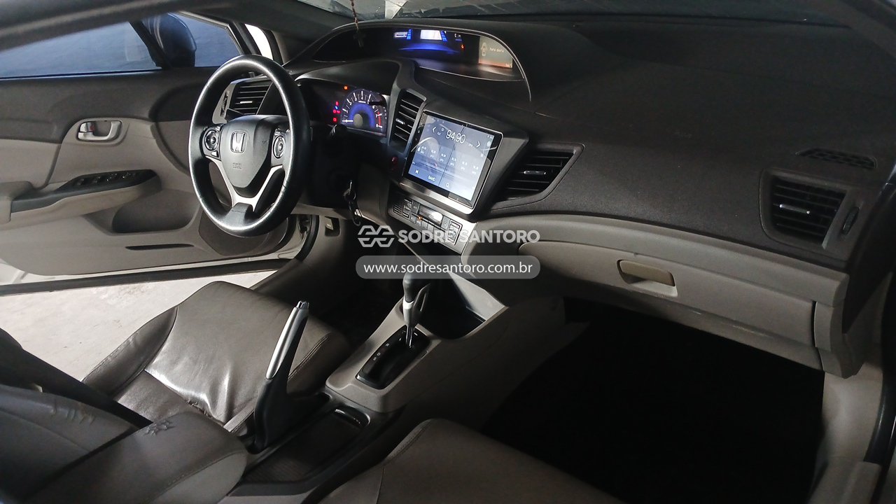 Honda Civic Lxr - 2014/2014 — foto 8 de 12