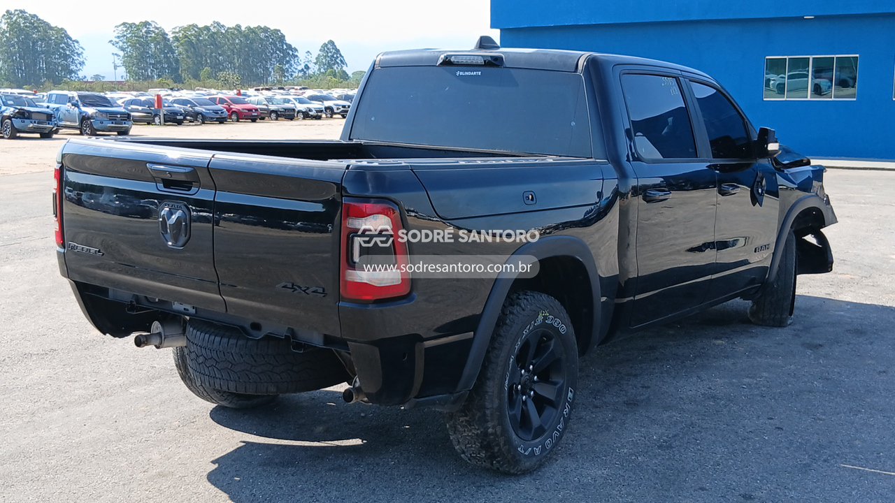 Ram 1500 Rebel Hemi - 2021/2021 — foto 4 de 12