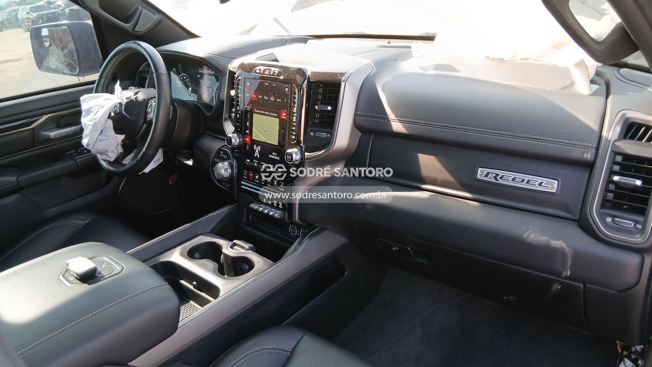 Ram 1500 Rebel Hemi - 2021/2021 — foto 8 de 12